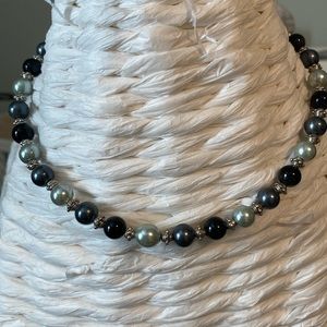 Lovely black/dark grey/light grey pearl necklace with matching earrings